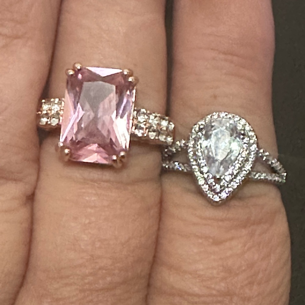 SET OF 2 FASHION RINGS